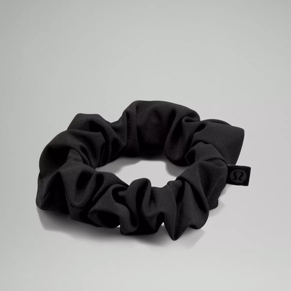 Lululemon Headbands and Scrunchie - Picture 5 of 7